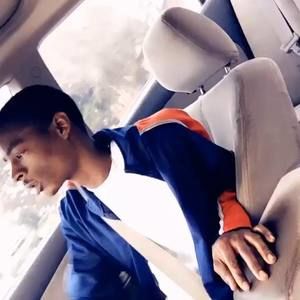 Meet your Posher, Dada